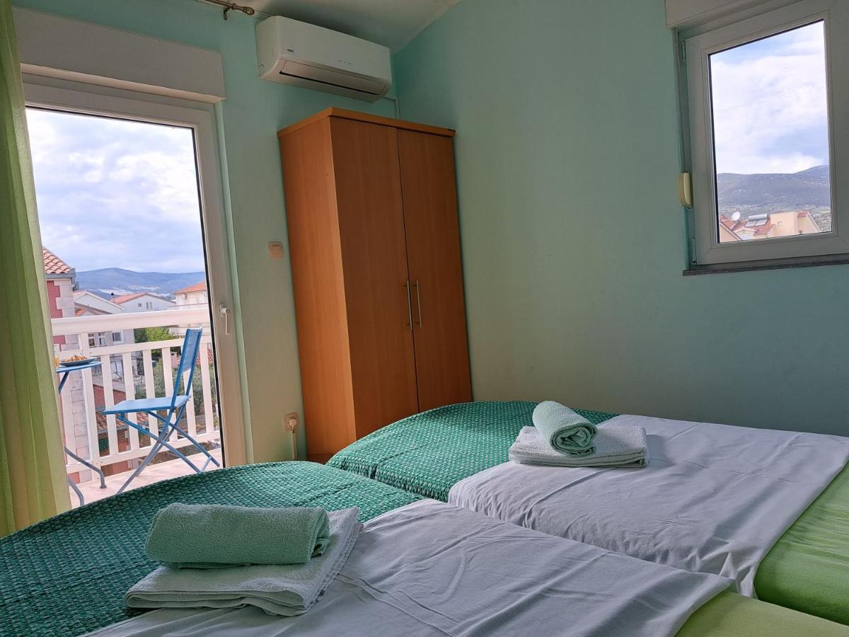 Apartment Penic Kaštela Exteriör bild